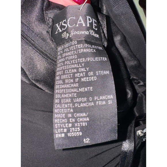 Xscape by Joanna Chen Black Beaded Halter Gown Formal Evening Dress 12 - Picture 9 of 9